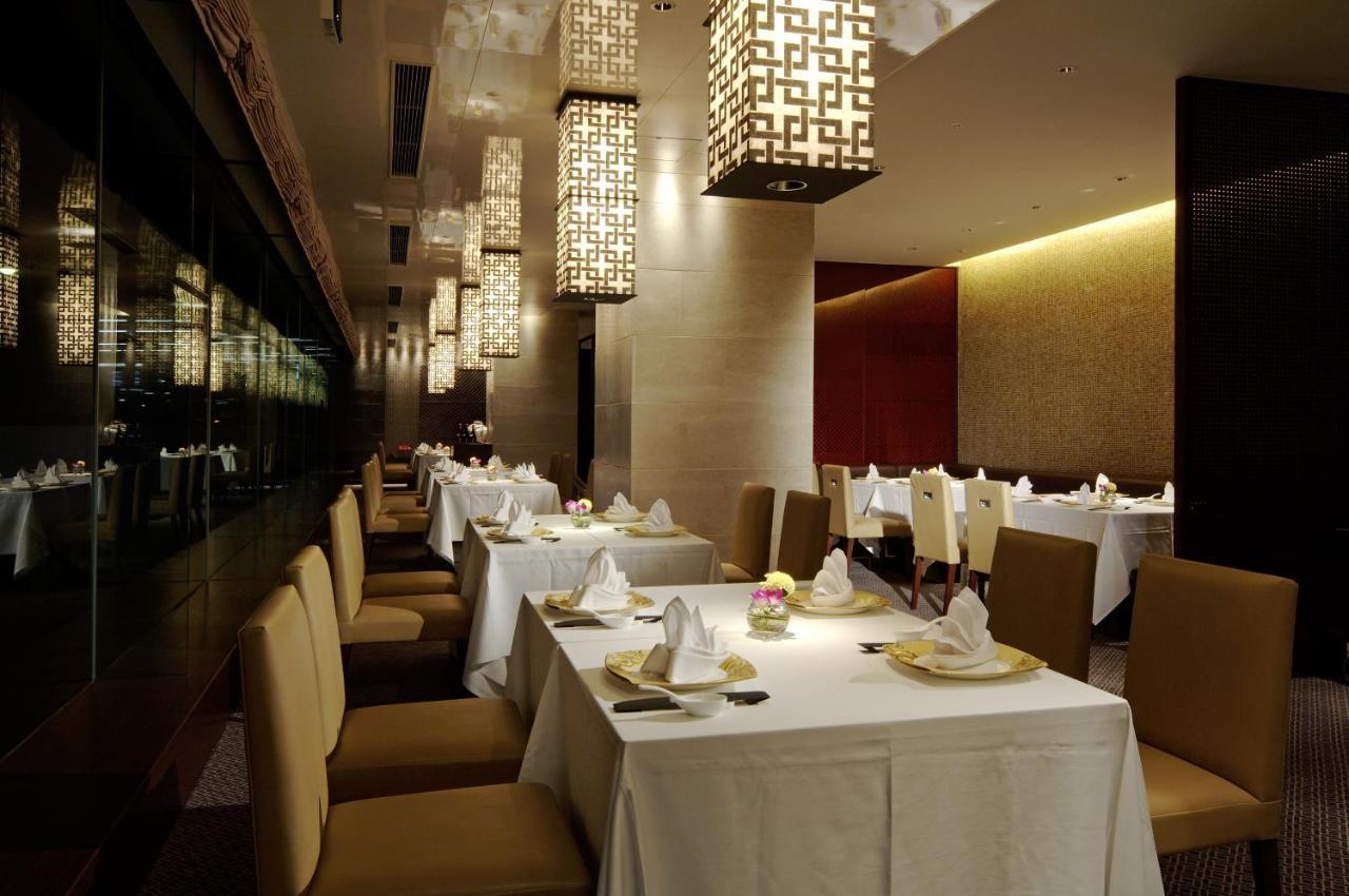 Hotel Associa Sizuoka Kültér fotó Interior of the restaurant