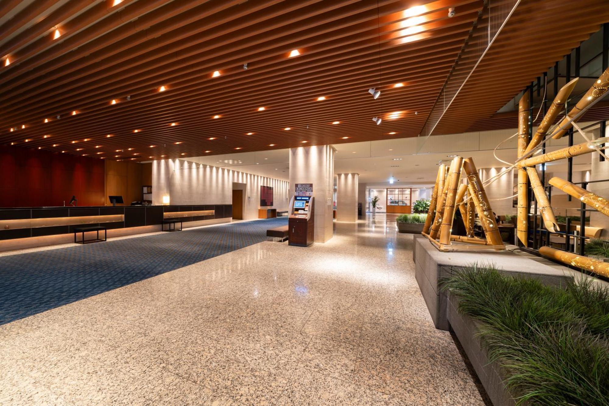 Hotel Associa Sizuoka Kültér fotó Lobby