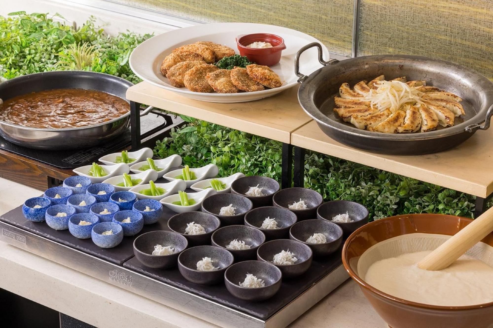 Hotel Associa Sizuoka Kültér fotó A buffet at a restaurant
