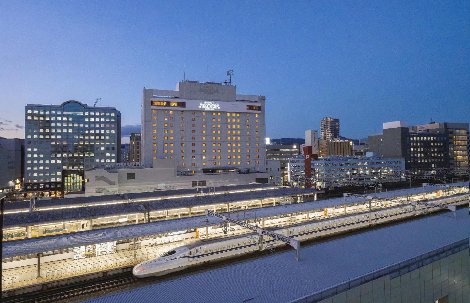 Hotel Associa Sizuoka Kültér fotó Shinkansen platforms